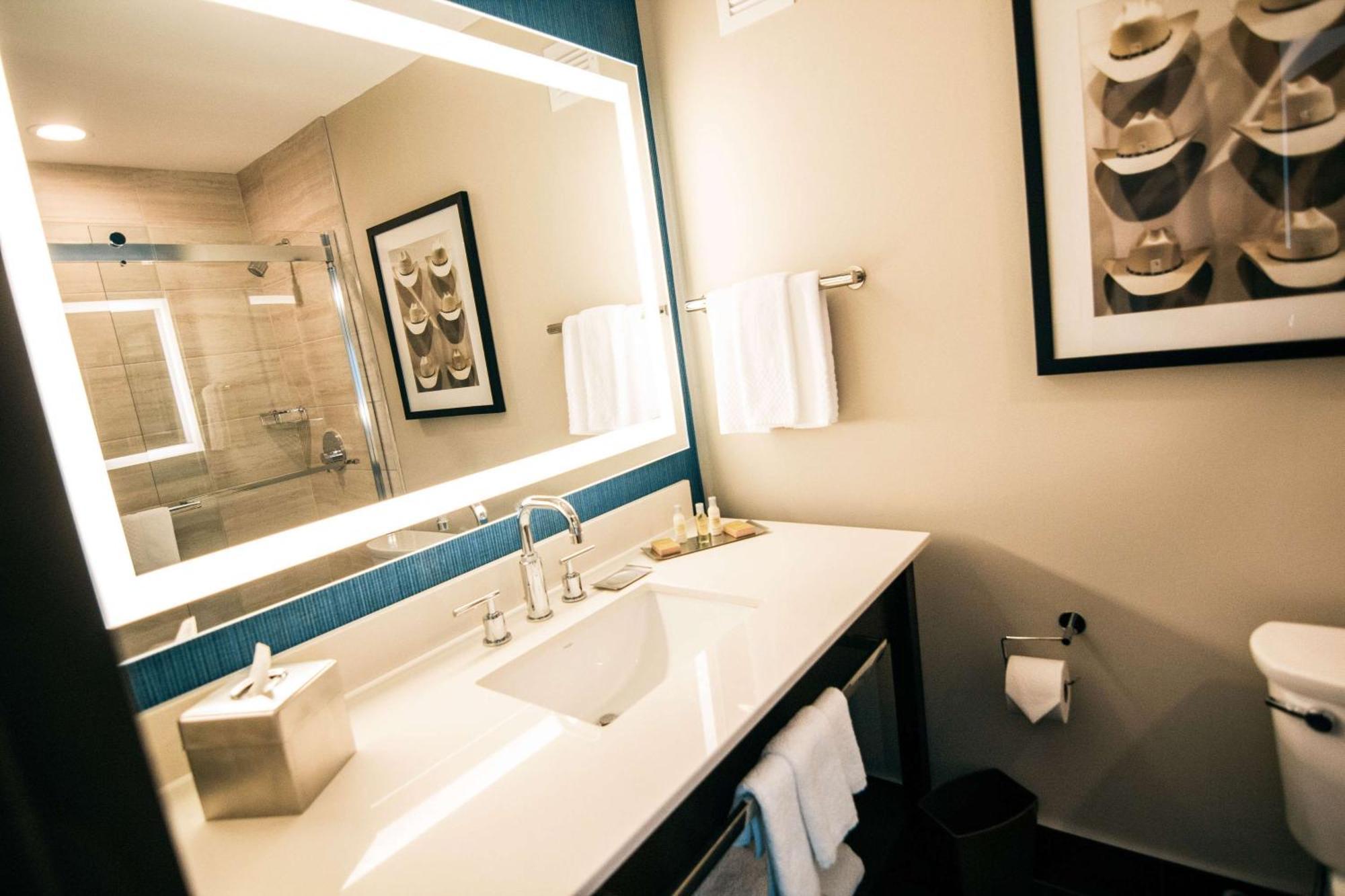 Doubletree By Hilton Lubbock - University Area Kültér fotó