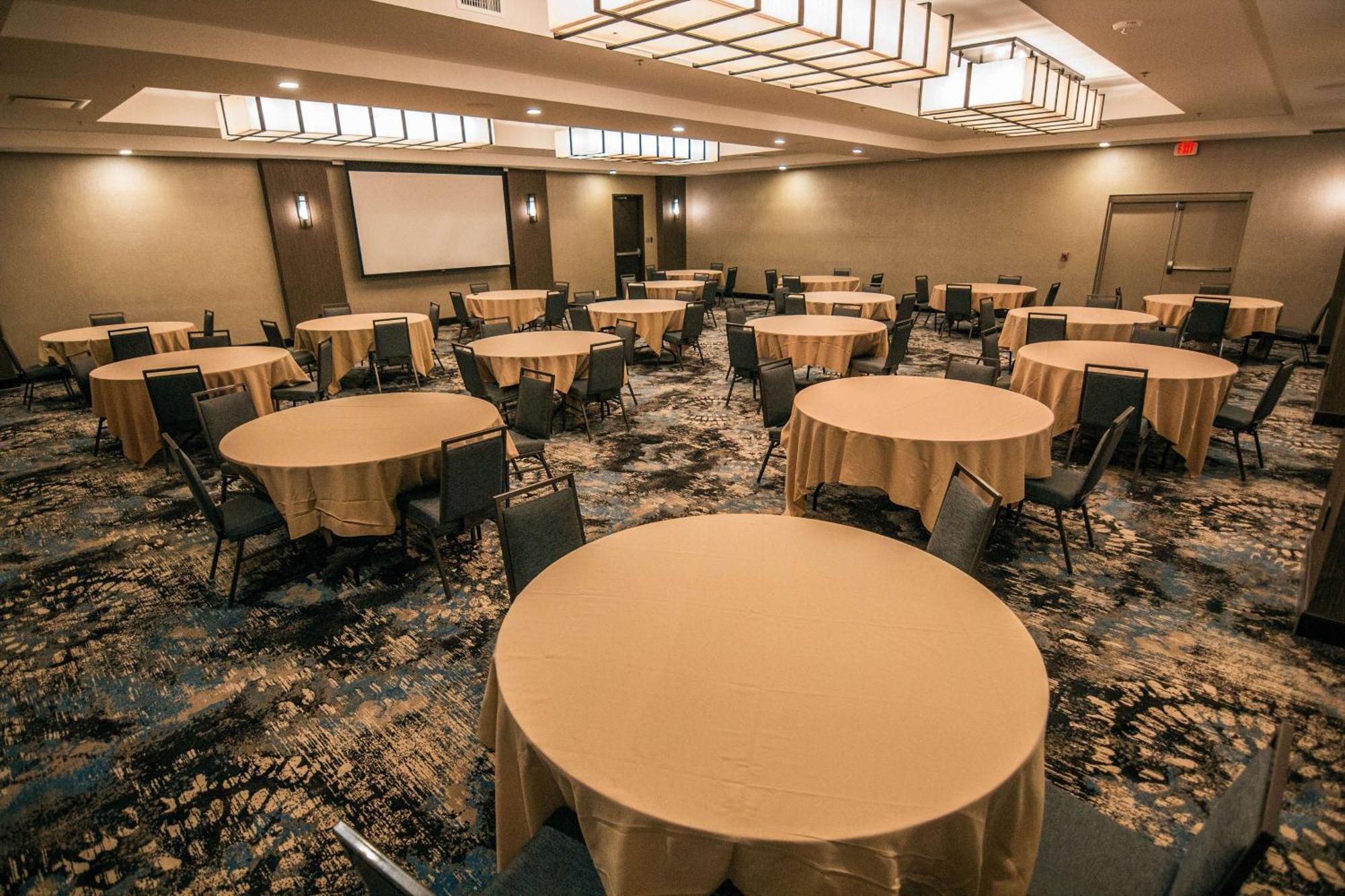 Doubletree By Hilton Lubbock - University Area Kültér fotó